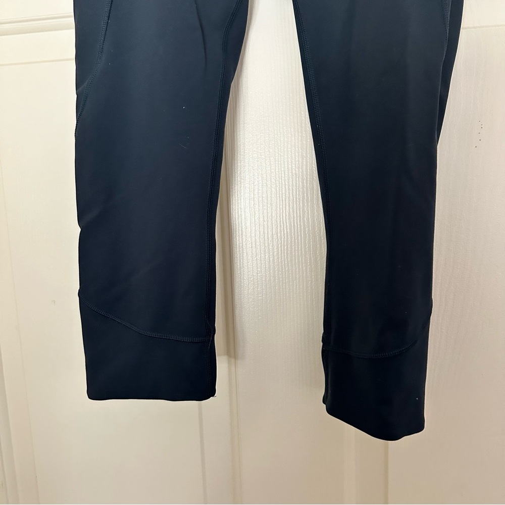 Lululemon Solid Black 7/8 Under Wunder Leggings T… - image 3